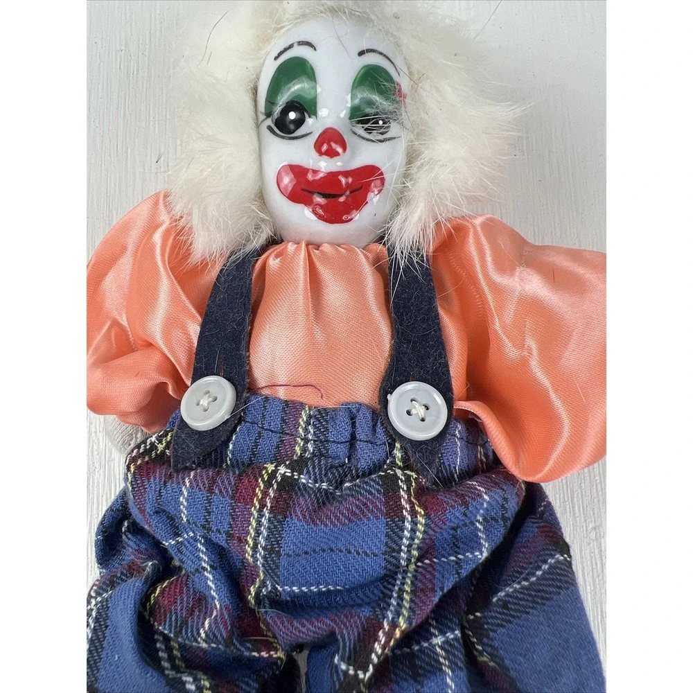 Porcelain‎ Clown Weighted Shelf Sitter Fabric Body Painted Vintage 8 inches